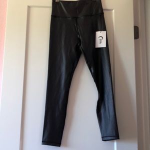 Zyia Black Metallic Light n Tight Hi-Rise 7/8 24"